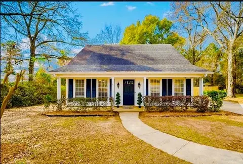 1170 Wellington Ct S, Mobile, AL 36695