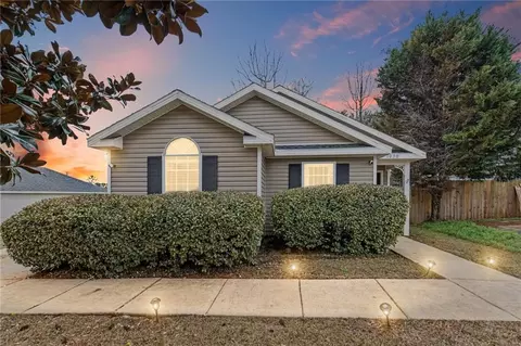 1030 Hamilton Bridges Dr E, Mobile, AL 36695
