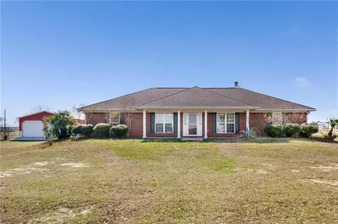 6255 Grady Dunn Rd W, Wilmer, AL 36587