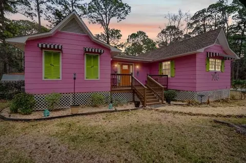 716 Itasca Pl, Dauphin Island, AL 36528