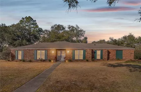 3654 Claridge Rd S, Mobile, AL 36608