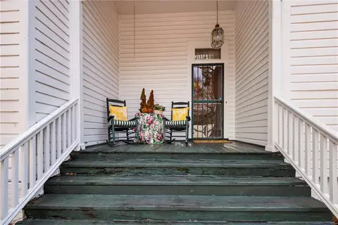 Exterior - 300 Ann St S, Mobile, AL 36604 photo 6 of 11