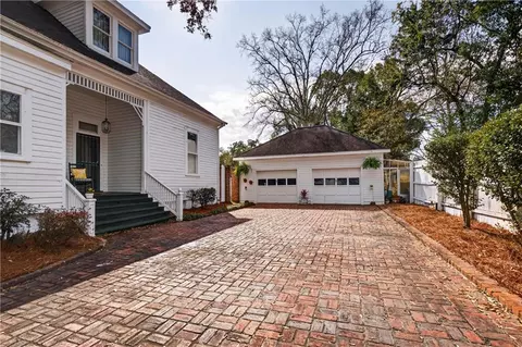 Exterior - 300 Ann St S, Mobile, AL 36604 photo 7 of 11