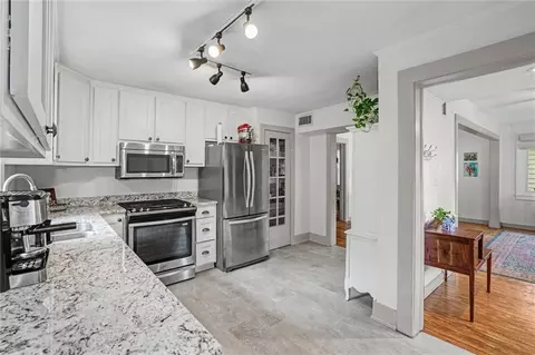 136 Florence Pl, Mobile, AL 36607 photo 17