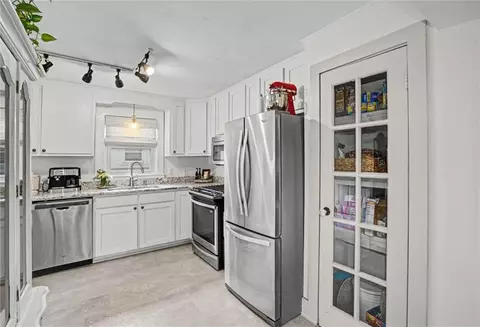 136 Florence Pl, Mobile, AL 36607 photo 16