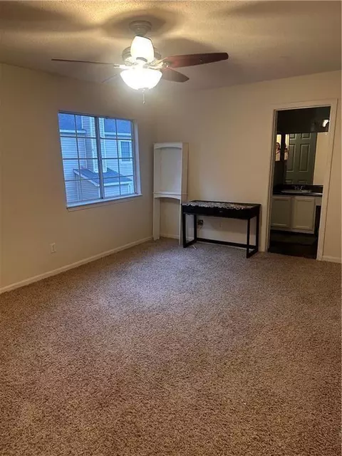 Bedroom - 6701 Dickens Ferry Rd #83, Mobile, AL 36608 photo 6 of 9