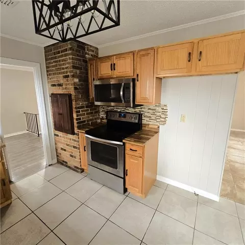 Kitchen - 708 Brannan Ct, Mobile, AL 36693 photo 1 of 3