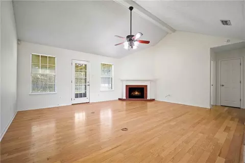 Living - 2865 Barlett Dr, Mobile, AL 36608 photo 1 of 3