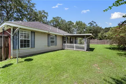 Exterior - 2865 Barlett Dr, Mobile, AL 36608 photo 3 of 4