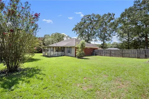 Exterior - 2865 Barlett Dr, Mobile, AL 36608 photo 4 of 4