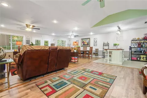 Entry Way - 949 Knowles Ln, Mobile, AL 36608 photo 1 of 1