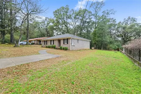 Exterior - 949 Knowles Ln, Mobile, AL 36608 photo 2 of 5