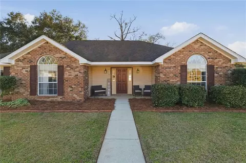 10605 Patrick Ave, Grand Bay, AL 36541