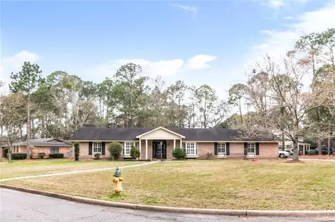 100 Fenwick Rd, Mobile, AL 36608