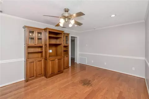 Living - 100 Fenwick Rd, Mobile, AL 36608 photo 5 of 5