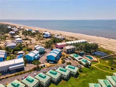 50 Forney Johnston Dr #7A, Dauphin Island, AL 36528