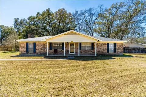 8053 Old Cherry Dr N, Theodore, AL 36582