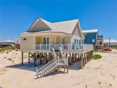 106 Serigny Ct, Dauphin Island, AL 36528