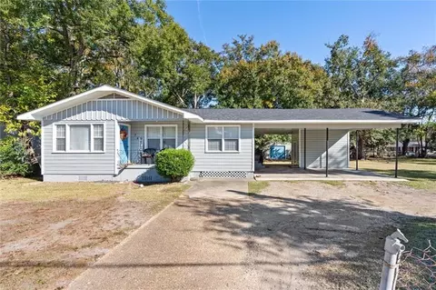 74 Lefevre St, Mobile, AL 36607