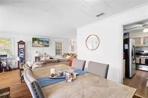 Dining - 74 Lefevre St, Mobile, AL 36607 photo 2 of 2