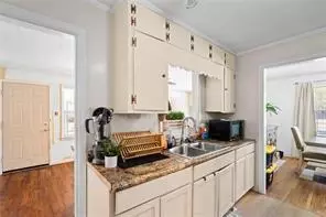 Entry Way - 74 Lefevre St, Mobile, AL 36607 photo 1 of 3