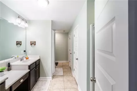 Entry Way - 653 Begeman Rd, Mobile, AL 36608 photo 2 of 3