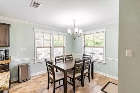 Dining - 653 Begeman Rd, Mobile, AL 36608 photo 1 of 1