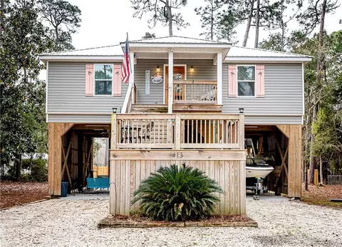 413 Chenault Ave, Dauphin Island, AL 36528