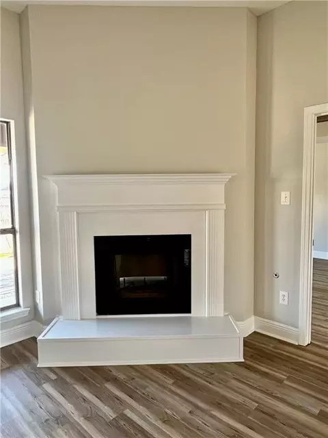Living - 8255 Savage Loop, Theodore, AL 36582 photo 1 of 4
