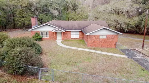537 Saraland Ave, Saraland, AL 36571