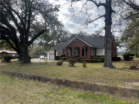 11475 Highway 43 N, Axis, AL 36505