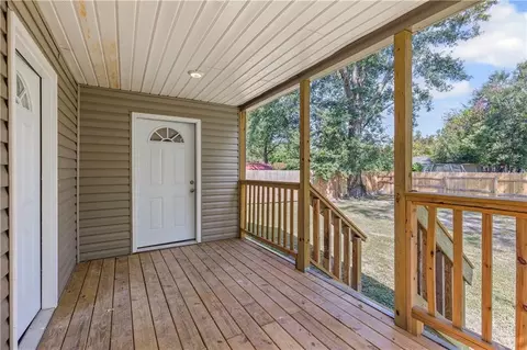 Exterior - 62 11th Ave, Chickasaw, AL 36611 photo 2 of 4