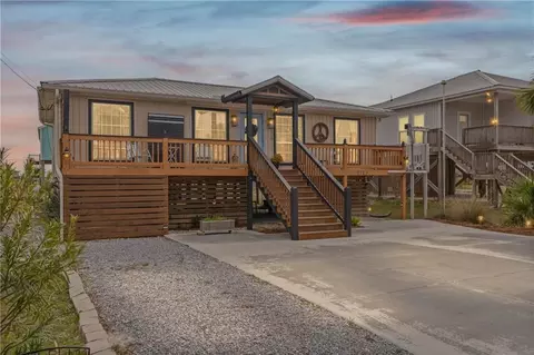 2123 Cadillac Ave, Dauphin Island, AL 36528