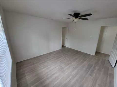 Bedroom - 2303 Roberta Dr, Mobile, AL 36617 photo 5 of 5