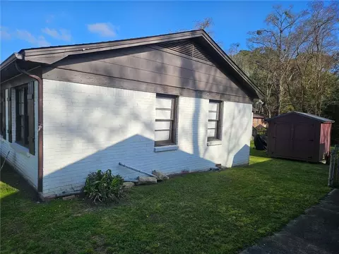 Exterior - 2303 Roberta Dr, Mobile, AL 36617 photo 2 of 4