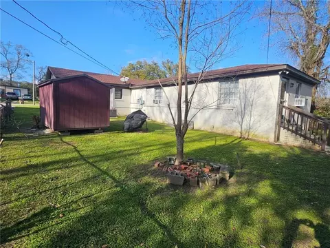 Exterior - 2303 Roberta Dr, Mobile, AL 36617 photo 4 of 4