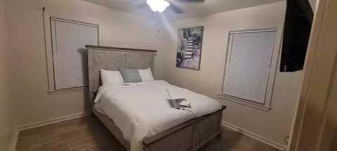 Bedroom - 2303 Roberta Dr, Mobile, AL 36617 photo 3 of 5