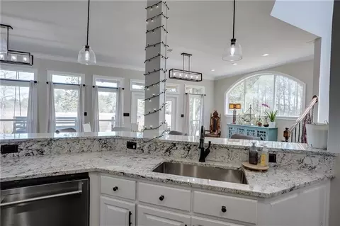 Kitchen - 3180 Riverview Pointe Dr, Theodore, AL 36582 photo 5 of 5