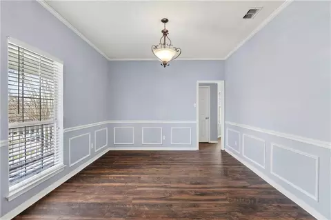 Living - 6626 Cherry Pointe Ct, Mobile, AL 36695 photo 1 of 7