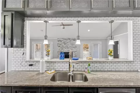 Kitchen - 6626 Cherry Pointe Ct, Mobile, AL 36695 photo 3 of 5