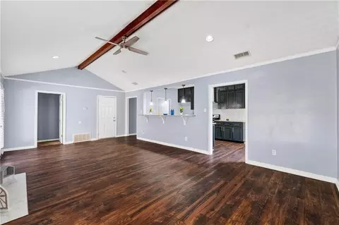 Living - 6626 Cherry Pointe Ct, Mobile, AL 36695 photo 4 of 7