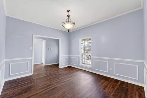 Living - 6626 Cherry Pointe Ct, Mobile, AL 36695 photo 2 of 7