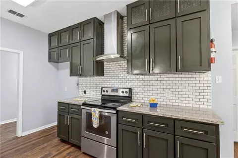 Kitchen - 6626 Cherry Pointe Ct, Mobile, AL 36695 photo 5 of 5