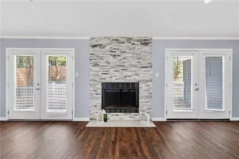 Living - 6626 Cherry Pointe Ct, Mobile, AL 36695 photo 7 of 7