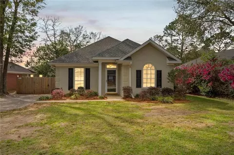 1102 Schaub Ave, Mobile, AL 36609