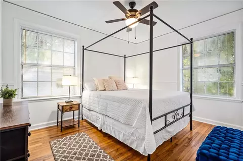 Bedroom - 255 Pinehill Dr, Mobile, AL 36606 photo 5 of 5