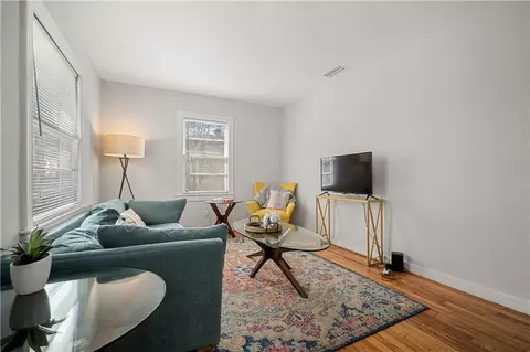 Living - 54 Bishop Ln S, Mobile, AL 36608 photo 1 of 2