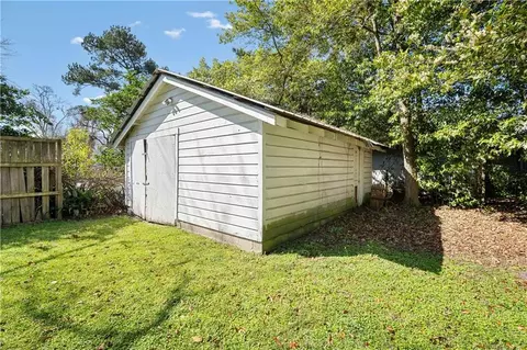 Exterior - 54 Bishop Ln S, Mobile, AL 36608 photo 5 of 6