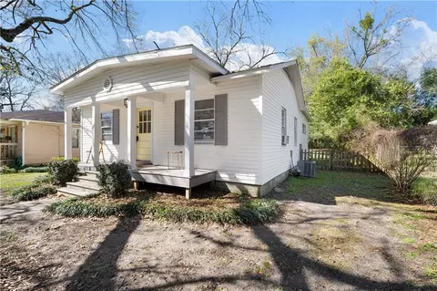 Exterior - 54 Bishop Ln S, Mobile, AL 36608 photo 2 of 6