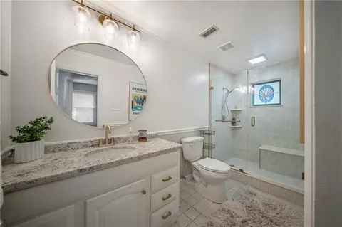 Bath - 1956 Myrtle Ave, Mobile, AL 36606 photo 1 of 2